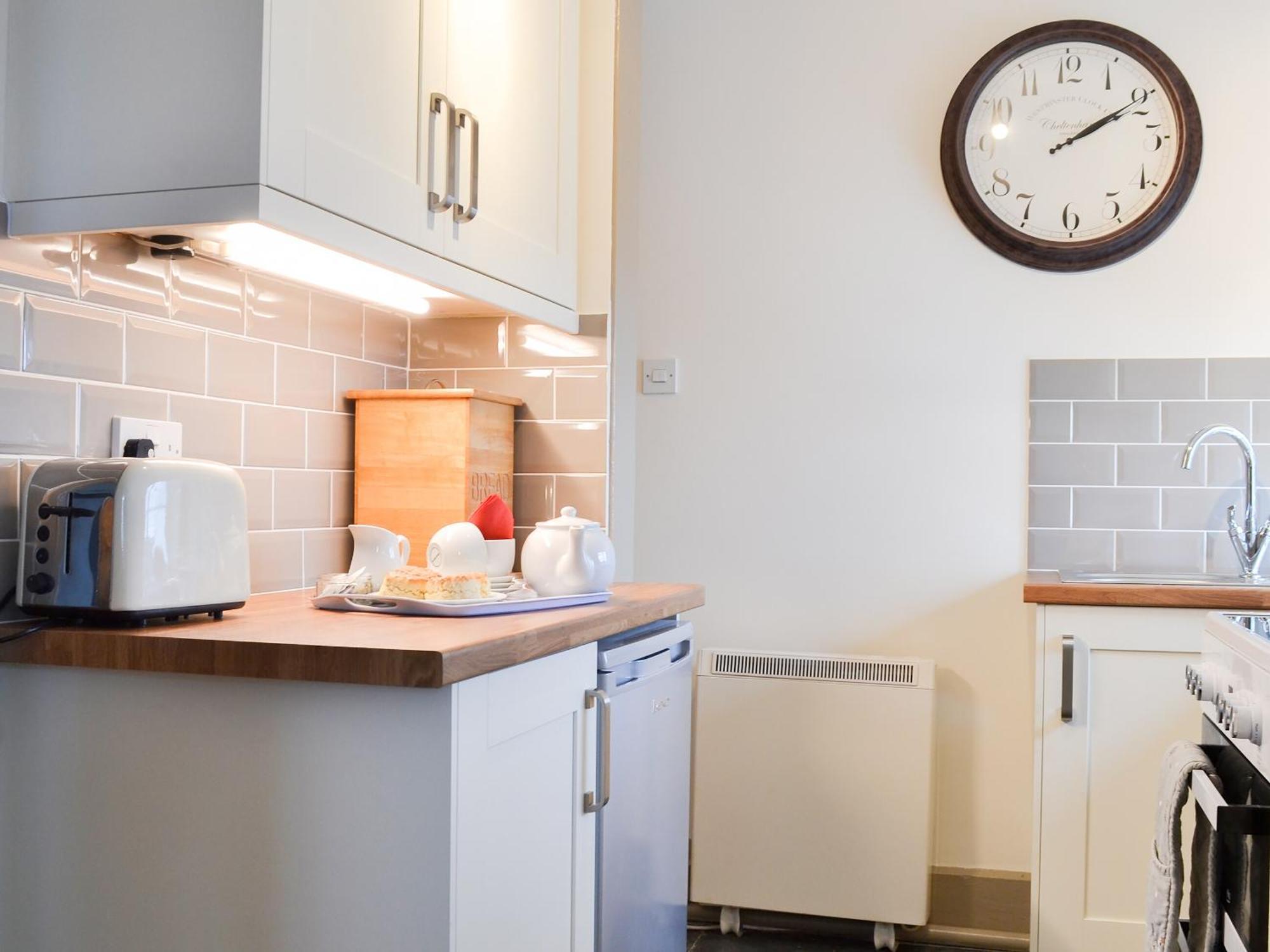 St Cadoc Cottage Saint Merryn Esterno foto